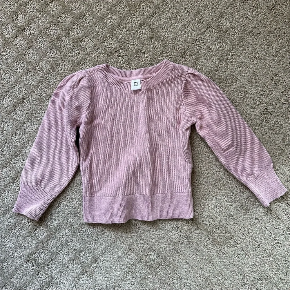 NFS.  Gap toddler girls shimmer pink sweater size 2T EUC